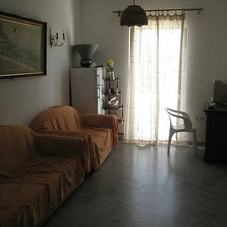 Ampeli Parikia (Paros)