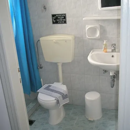 Guest house Ampeli *